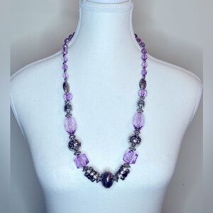 ⭐️ Costume jewelry- purple and silver necklace